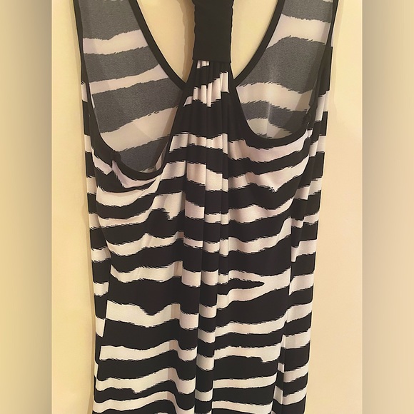 Calvin Klein sleeveless maxi dress. - Picture 7 of 10